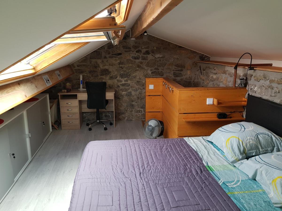 Duplex Swimming Cats Hotel Saint-Hilaire-sur-Helpe Luaran gambar